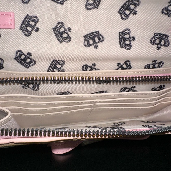Juicy Couture Ombré crossbody wallet - Picture 4 of 5
